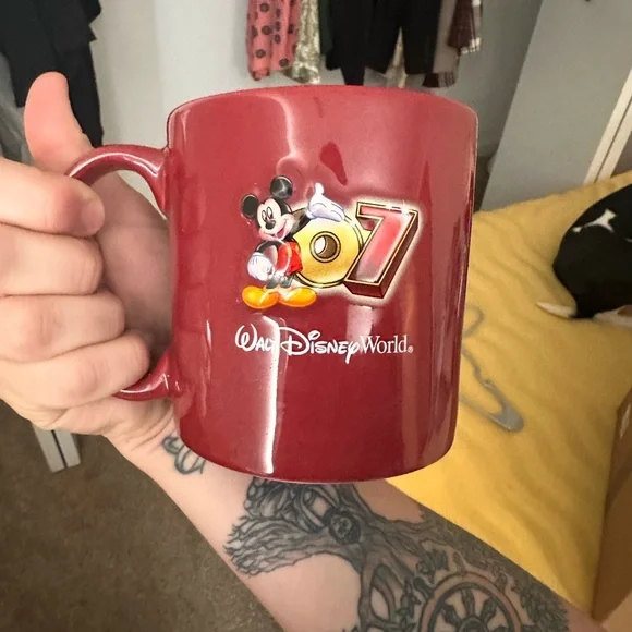 Red Walt Disney World 2007 Mug - Picture 2 of 3